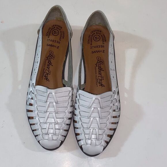 Women's White Leather Shoes - Picture 4 of 11